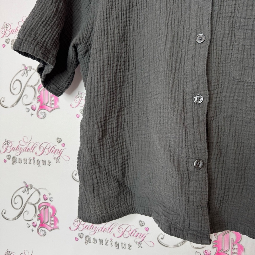 Stars above shirt button down grey lightweight Short Sleeve Shirt - Picture 2 of 5